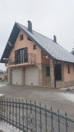 Vikendica Mila